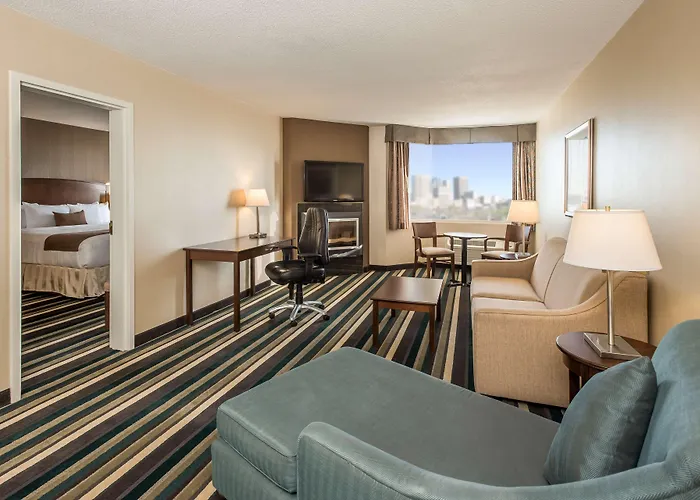 Best Western Plus Winnipeg Airport Hotel