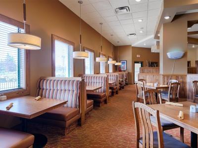 Hotel Western Airport 3*
