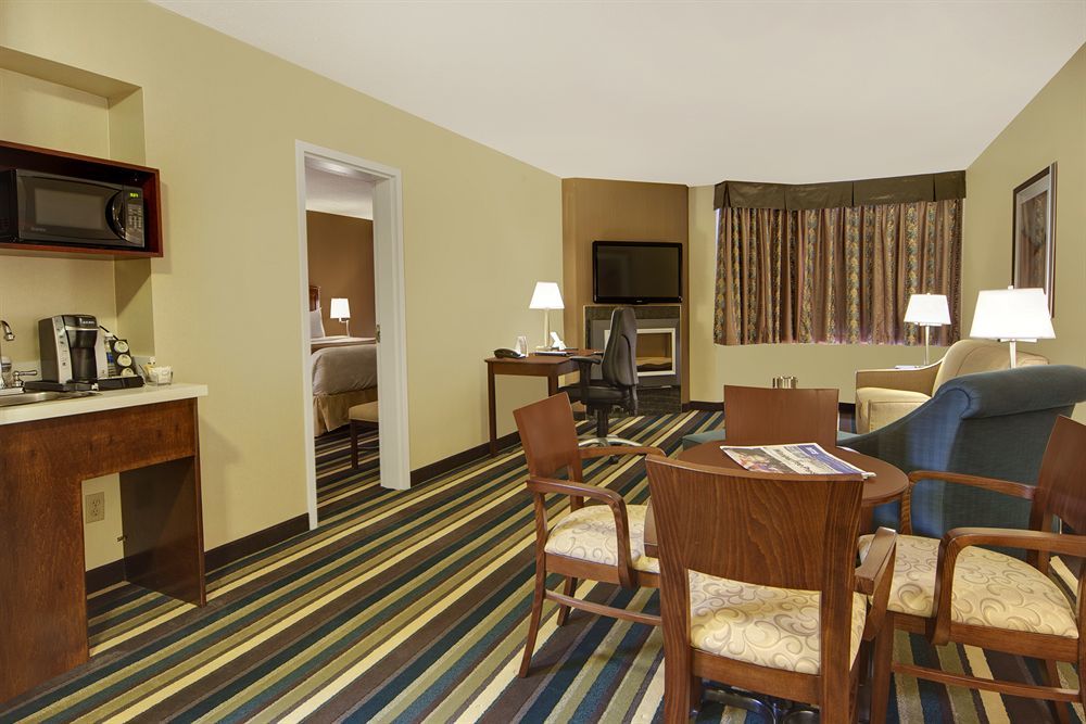 Hotel Western Airport 3*