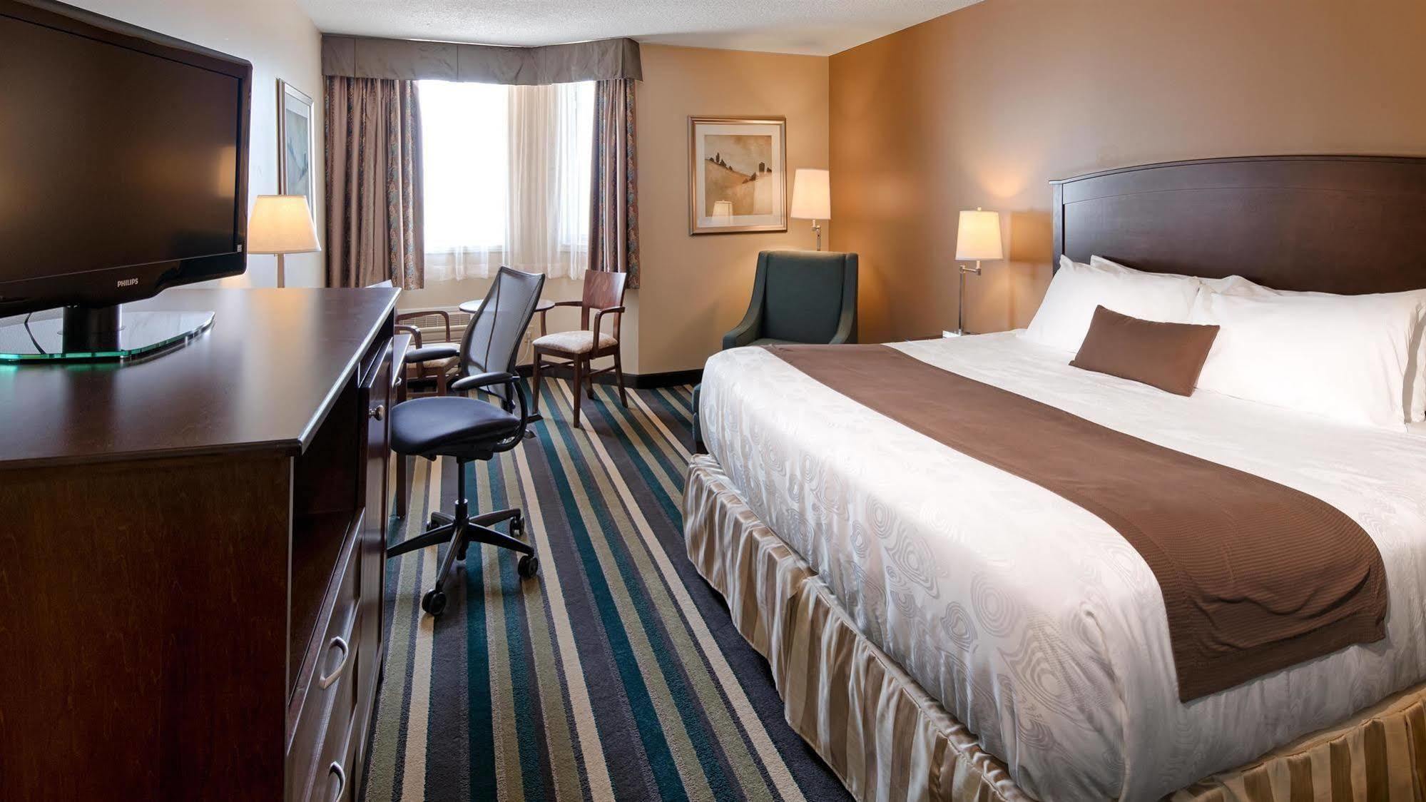 Western Airport Hotel Winnipeg